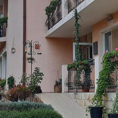 Motivi Hotel Saints Constantine and Helena Exterior foto